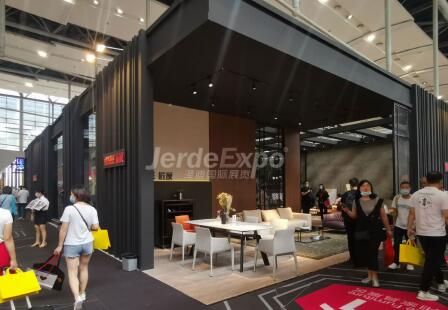 廣州展臺(tái)搭建天景造型的設(shè)計(jì)方法有幾種？